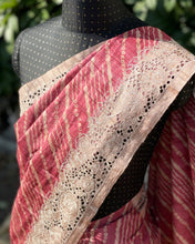 Load image into Gallery viewer, IT-V10858 Ruby Pink Cutwork