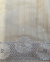 Load image into Gallery viewer, IT-V15811 Cream CutWork
