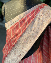 Load image into Gallery viewer, IT-V03991 Red Cutwork