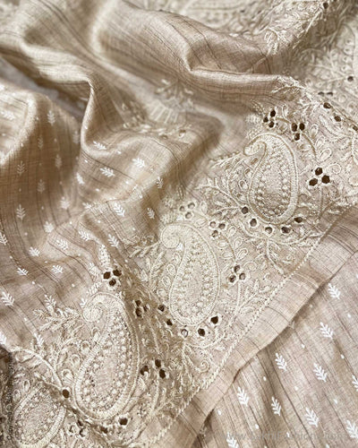 DP-V20568 Beige CutWork